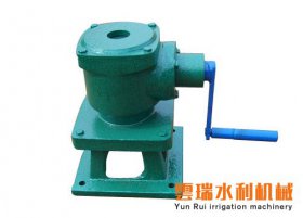 側搖啟閉機